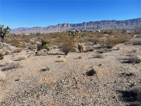 50 E Hualapai Creek Dr, Meadview, AZ 86444