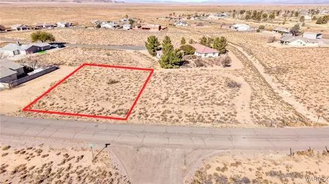 7935 E Sugarloaf St, Kingman, AZ 86401