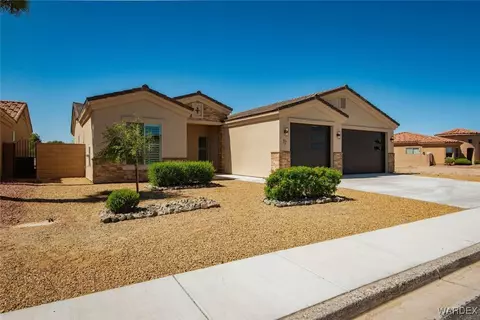 32 Cypress Point Dr, Mohave Valley, AZ 86440