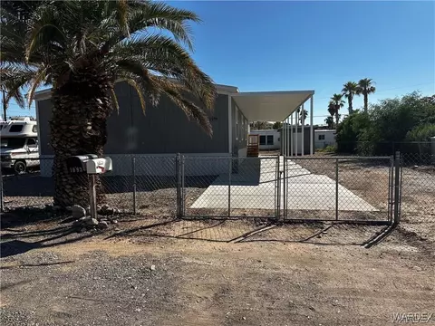 1094 Church St, Bullhead City, AZ 86442