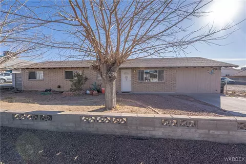 2818 Louise Ave, Kingman, AZ 86401