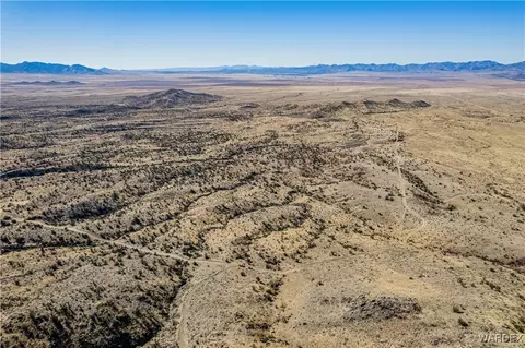 000 Thomas Rd, Kingman, AZ 86401 photo 4