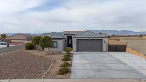 5731 S Cypress Ave, Fort Mohave, AZ 86426