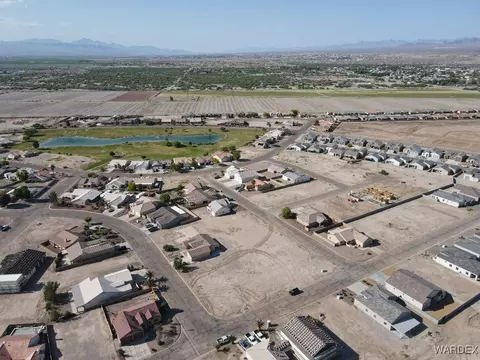 7758 S Valley Pkwy, Mohave Valley, AZ 86440