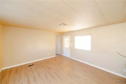 3574 E Robin Ln, Kingman, AZ 86409 photo 5