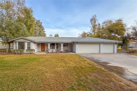 1865 E Cottonwood Ln, Mohave Valley, AZ 86440