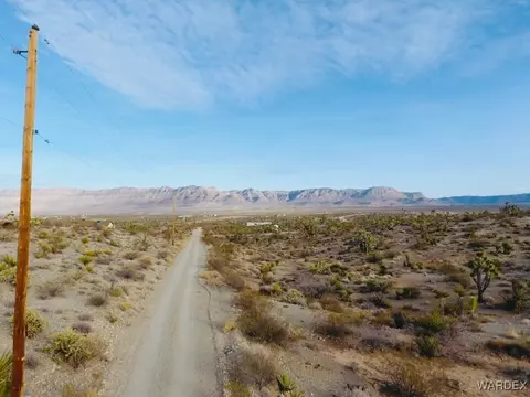 1800 W Sentinal Dr, Meadview, AZ 86444