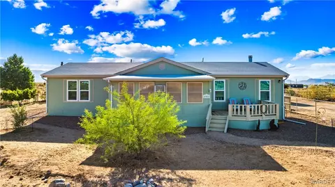 4982 N Parker Rd, Golden Valley, AZ 86413