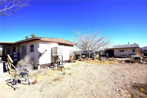 18240 N Maywood Dr, Dolan Springs, AZ 86441
