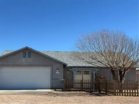 3696 N Rainbow Dr, Kingman, AZ 86409