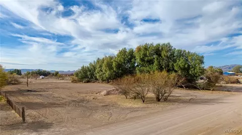 3174 E Deadwood Dr, Mohave Valley, AZ 86440