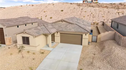 3311 Blacksmith Way, Bullhead City, AZ 86429