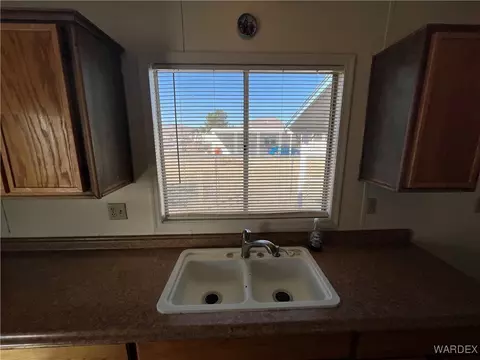 2735 E Suffock Ave, Kingman, AZ 86409 photo 13