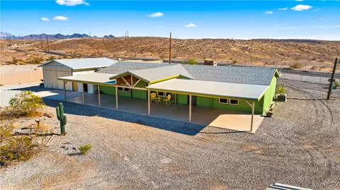 2261 Booster Dr, Bullhead City, AZ 86442