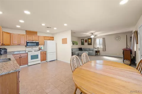 2290 E Packard Ave, Kingman, AZ 86409 photo 27