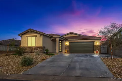 3213 Secret Pass Canyon Dr, Bullhead City, AZ 86429