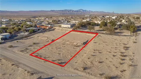 1725 Schiffer Rd, Fort Mohave, AZ 86426