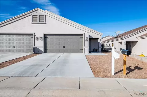 3415 N Fairfax St, Kingman, AZ 86409