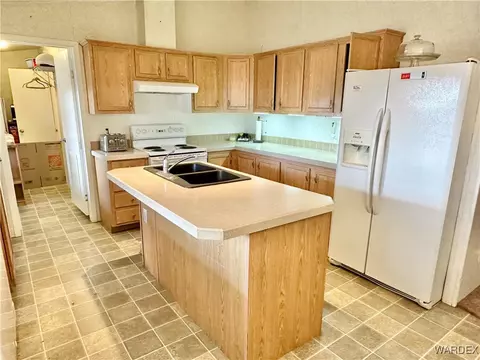3670 E Northfield Ave, Kingman, AZ 86409 photo 7