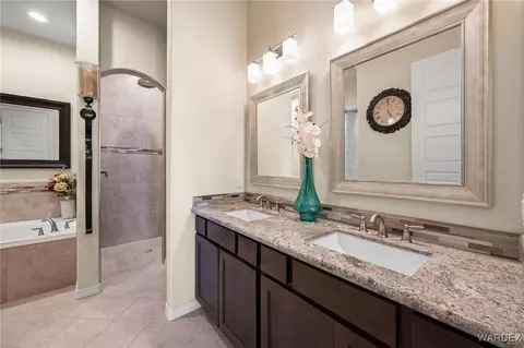 Bath - 2591 Montano Ridge Dr, Bullhead City, AZ 86442 photo 1 of 3