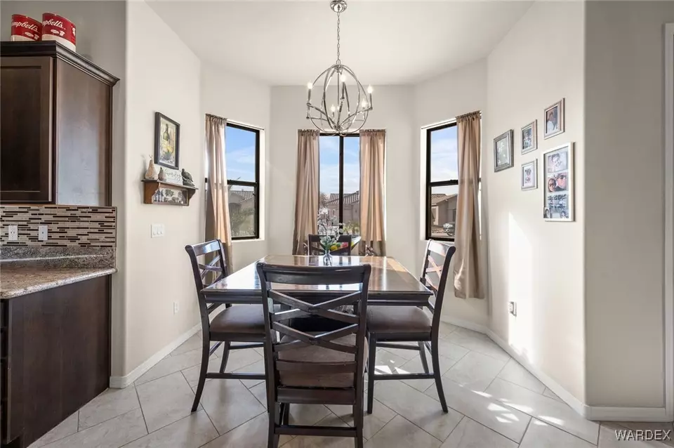Dining - 2591 Montano Ridge Dr, Bullhead City, AZ 86442 photo 2 of 2