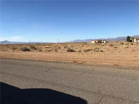 7060 E Morningside Dr, Kingman, AZ 86401 photo 3
