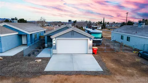 2775 E Leroy Ave, Kingman, AZ 86409