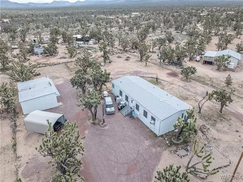 26292 N Peach Ln, Meadview, AZ 86444