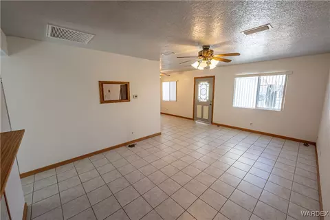 3850 E Sunhaven Ln, Kingman, AZ 86409 photo 5