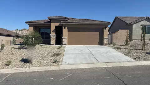 3237 Secret Pass Canyon Dr, Bullhead City, AZ 86429