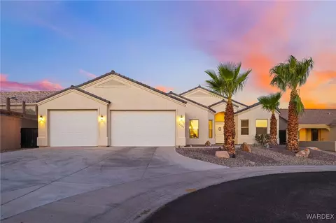 2205 Edgewood Dr, Bullhead City, AZ 86442