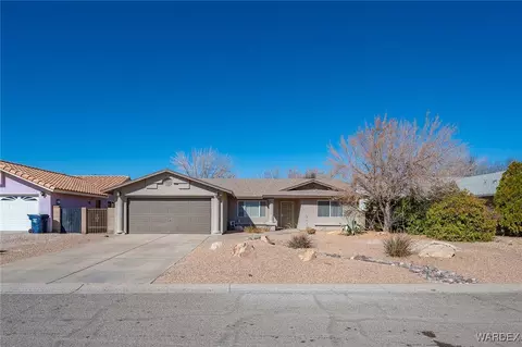 3757 E Snavely Ave, Kingman, AZ 86409 photo 2
