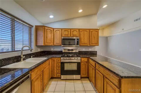 3035 Mallory Loop, Kingman, AZ 86401 photo 13