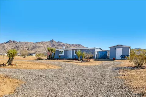 3260 N Bryce Rd, Golden Valley, AZ 86413