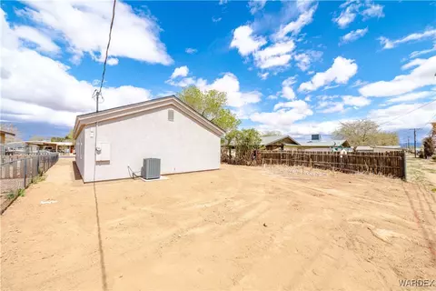 Exterior - 2610 E Lass Ave, Kingman, AZ 86409 photo 5 of 12
