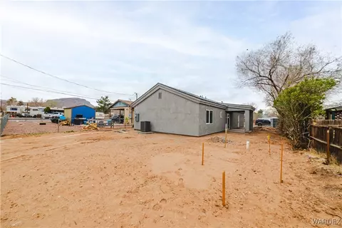 Exterior - 2610 E Lass Ave, Kingman, AZ 86409 photo 10 of 12