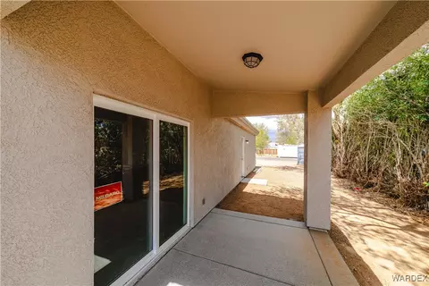 Exterior - 2610 E Lass Ave, Kingman, AZ 86409 photo 9 of 12