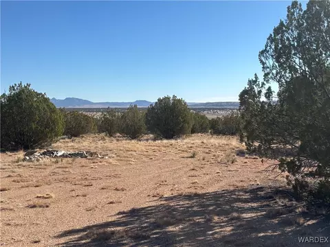 53302 Shadow Mtn, Seligman, AZ 86337