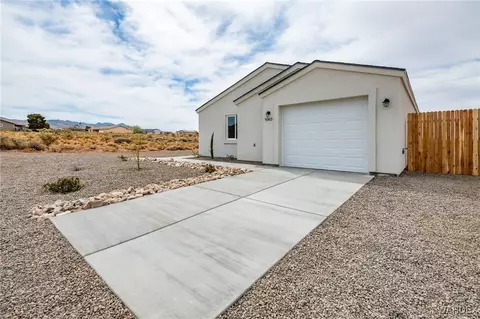 9363 N Branded Rd, Kingman, AZ 86401