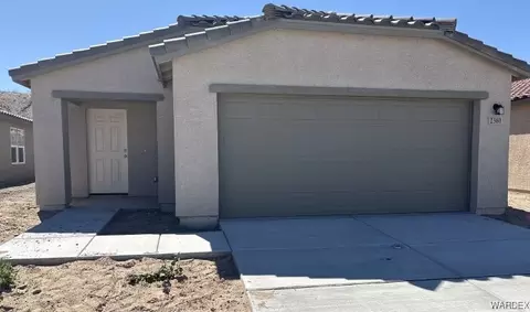 2360 Tapatio Dr, Bullhead City, AZ 86442