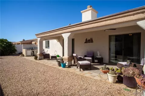 Exterior - 3796 E Suffock Ave, Kingman, AZ 86409 photo 5 of 7