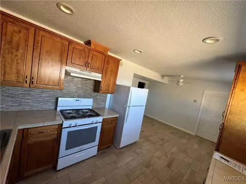 855 E Berk Ave, Kingman, AZ 86409 photo 14