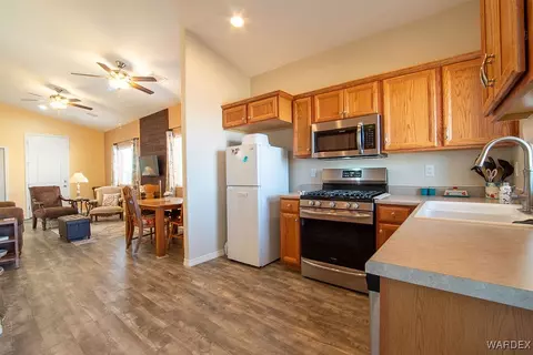 3207 E Packard Ave, Kingman, AZ 86409 photo 9