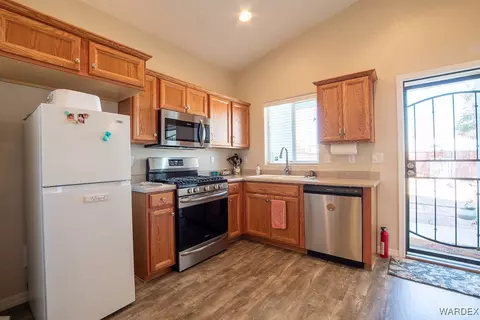 3207 E Packard Ave, Kingman, AZ 86409 photo 7