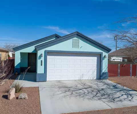 3207 E Packard Ave, Kingman, AZ 86409