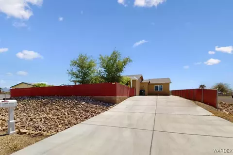 1444 Monte Vista Dr, Bullhead City, AZ 86442