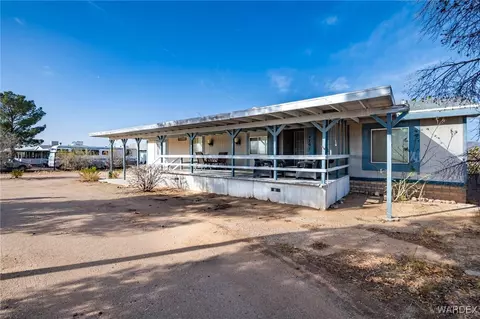 4761 N Stewart Mountain Rd, Golden Valley, AZ 86413