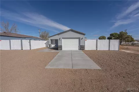 2475 E Devlin Ave, Kingman, AZ 86409 photo 2