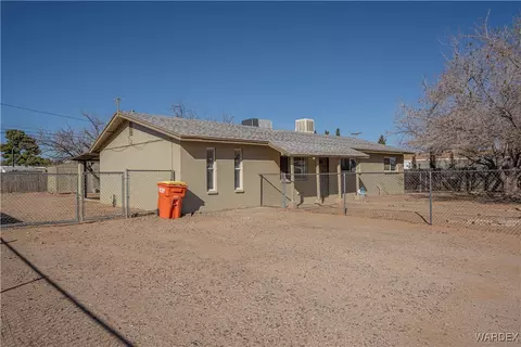 Exterior - 2475 E Hearne Ave, Kingman, AZ 86409 photo 8 of 8