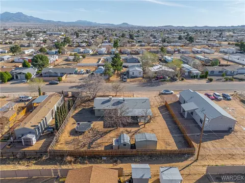 View/Area - 2475 E Hearne Ave, Kingman, AZ 86409 photo 6 of 8
